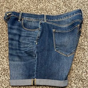 Old Navy shorts 10